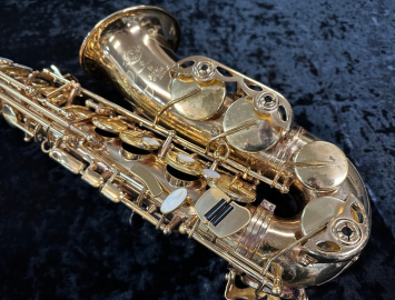 Photo Selmer Paris Early Series II Alto Sax in Gold Lacquer, Serial #466335 – Superb Player!